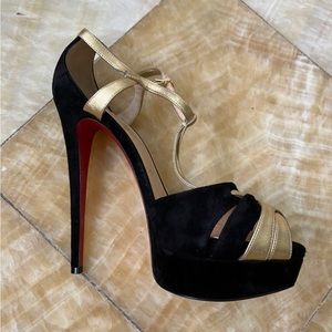 Christian Louboutin Glennalta 150 
Black/Gold Suede - Never Used - Long Heel